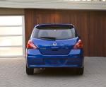 Nissan Versa Hatchback 2010 года